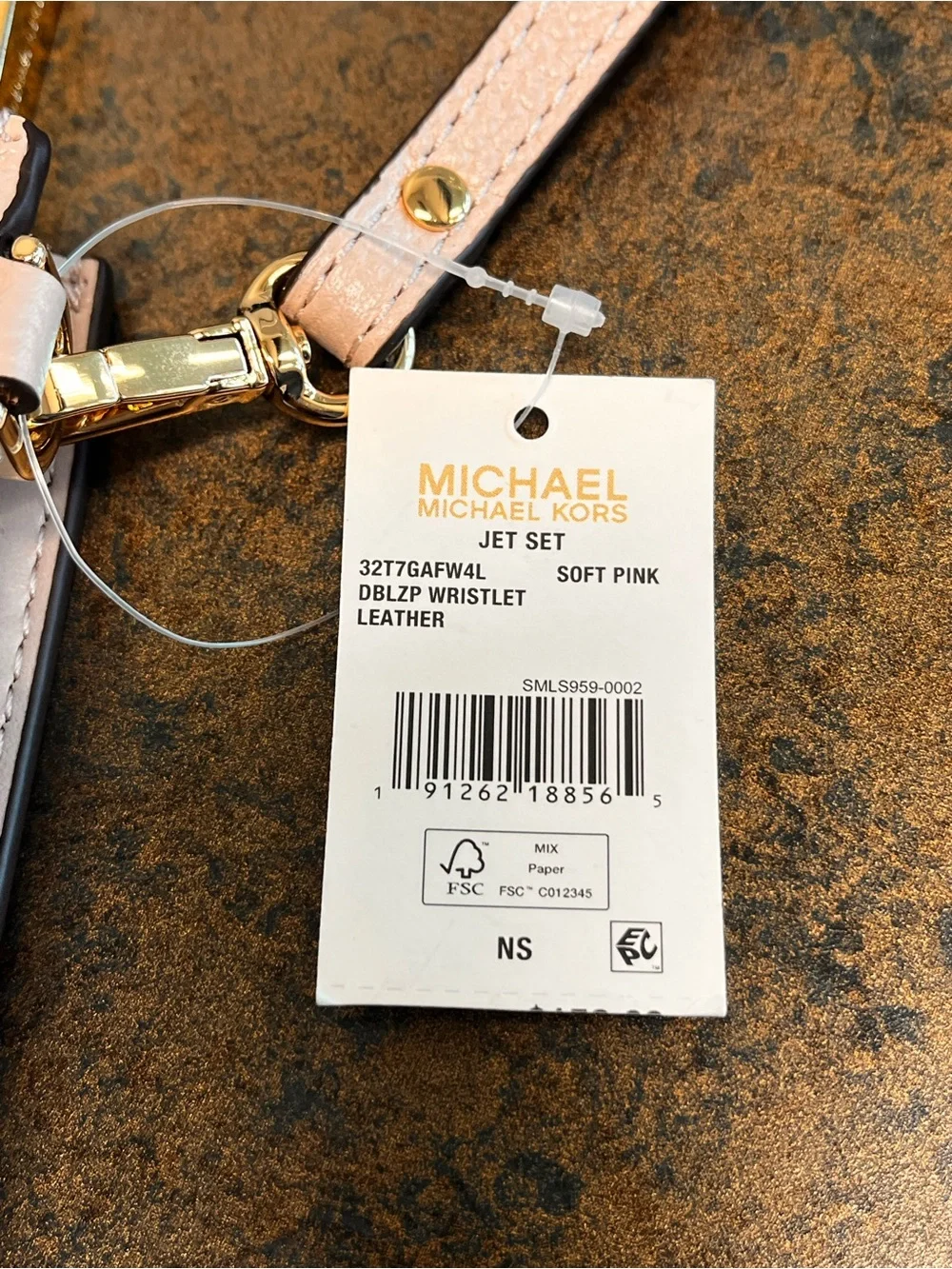 Michael Kors Jet Set Soft Pink Pebbled Leather Wristlet with Gold Logo
